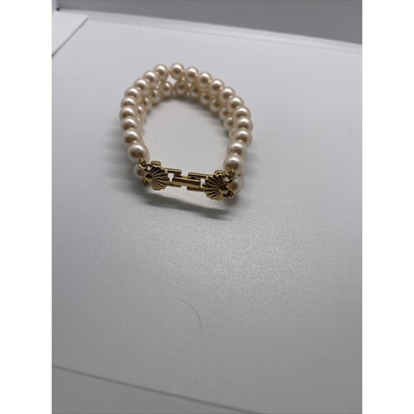 Vintage Richelieu Faux Pearl 2 Strand  Bracelet Gold Tone Chain Signed 7 Inch - Picture 15 of 15